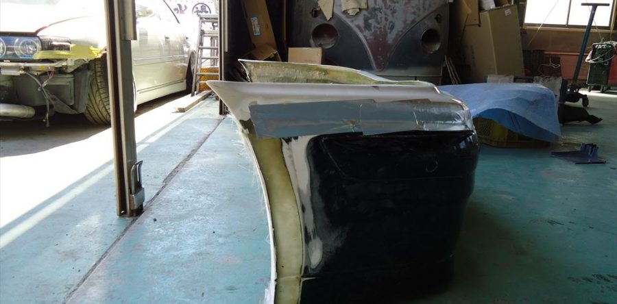 バンパーのカスタマイズ作業3