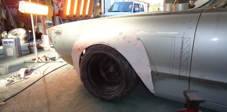 フロントフェンダー製作3【スカイライン(C110型)】